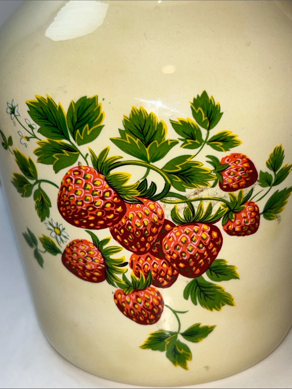 Vintage Unmarked Pottery Strawberry Pattern Ceramic Creamer or Syrup Pitcher - Picture 4 of 15